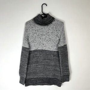 PRANA Abelle Sweater tunic style stripes gray and white M
